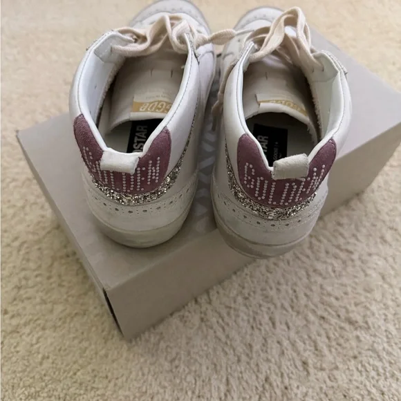 Golden Goose White and Cream Sneakers - Picture 3 of 4